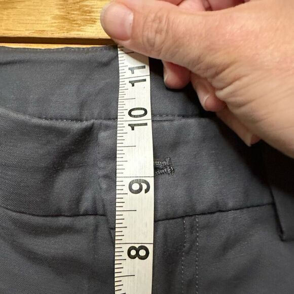 Lululemon gray athletic shorts 30 - Picture 6 of 7